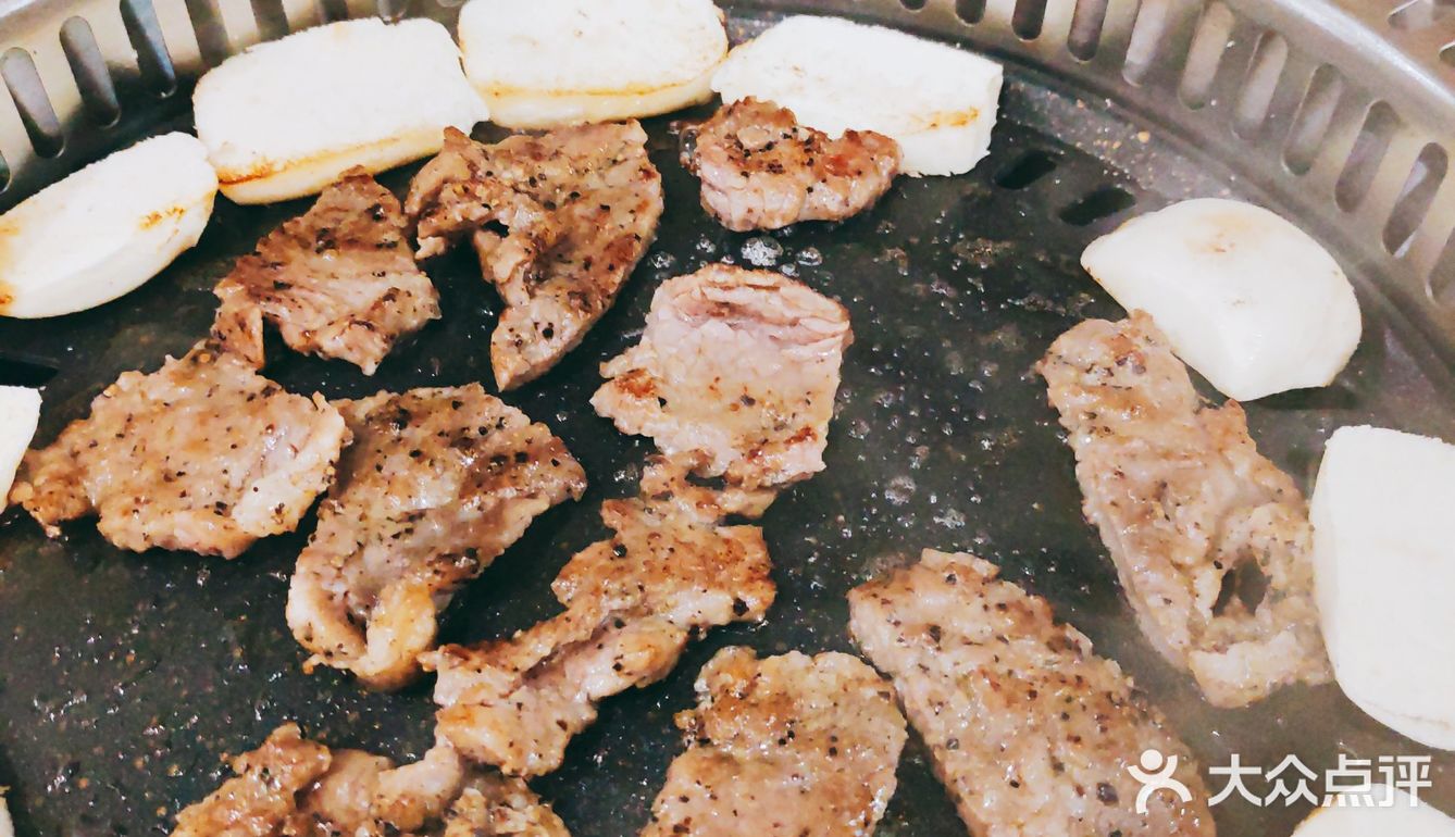这家店的烤肉我只想说nice，good，棒