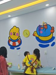 -熊小米专业儿童游泳馆