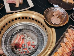 -山川小町·极番烧肉(新地假日广场店)