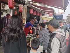 -小草屋轰趴馆别墅派对新场团建家庭聚会