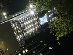 -大本钟