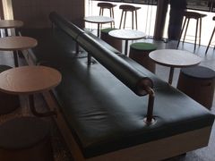 -星巴克(上海虹桥新天地二店)