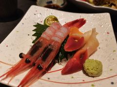-铭牛烧肉·和牛海鲜自助(高新月牙湖店)