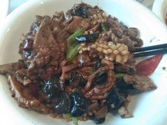 火爆三鲜-刘胖子家常菜·蹄花焖藕(中央花园店)