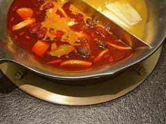 -湊湊火锅·茶憩(打浦桥日月光店)