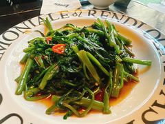 -泰莲庭·溪畔餐厅(雁栖湖店)