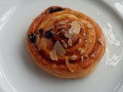 自助餐-杭州千岛湖滨江希尔顿度假酒店