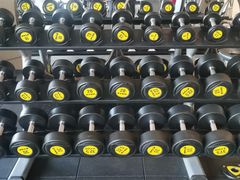 -W Fitness 威尔仕健身(北京英皇集团中心店)