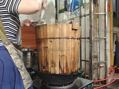-梁阿婆廿年老牌扣肉糯米饭