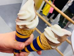 双色冰激凌-宜家·瑞典风味餐厅(北京西红门店)