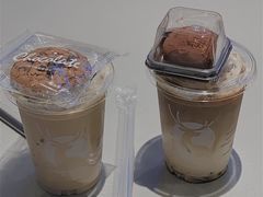 陨石拿铁-瑞幸咖啡(深圳宝安机场国内到达厅店)