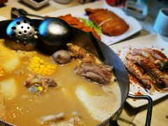 -肥仔文澳门猪骨煲(南京西路店)