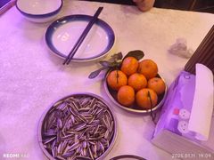 -海盗船. 龙虾烧烤. 酒馆