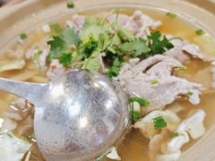 -冯烫烫跷脚牛肉·川菜小馆(武胜西街店)