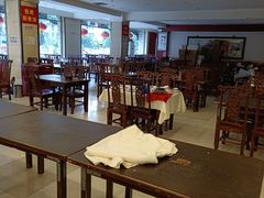 大堂-鑫巴蜀小镇 · 水煮鱼专研店(玉桥店)
