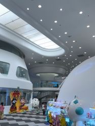 -MINI MARS 移动的空间站乐园·餐饮·派对(浦东金桥店)