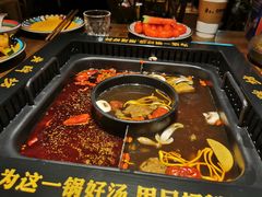 -老牌坊云南鱼豆花火锅(哈西万达店)