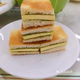 排队王开到宝山来了