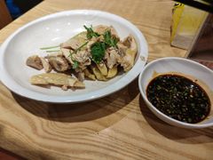 白斩鸡-禧凰·老上海白斩鸡辣肉面店