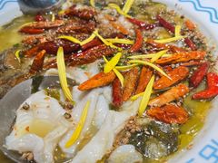 老坛酸菜活鱼-花椒俏川菜小馆(南海万达店)