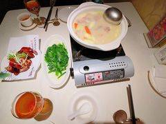 胡萝卜羊肉火锅-玉满堂·湖北融合菜