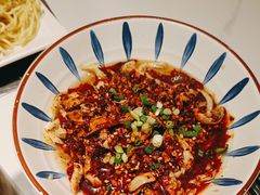 -黄记煌三汁焖锅(新佳丽江汉路店)