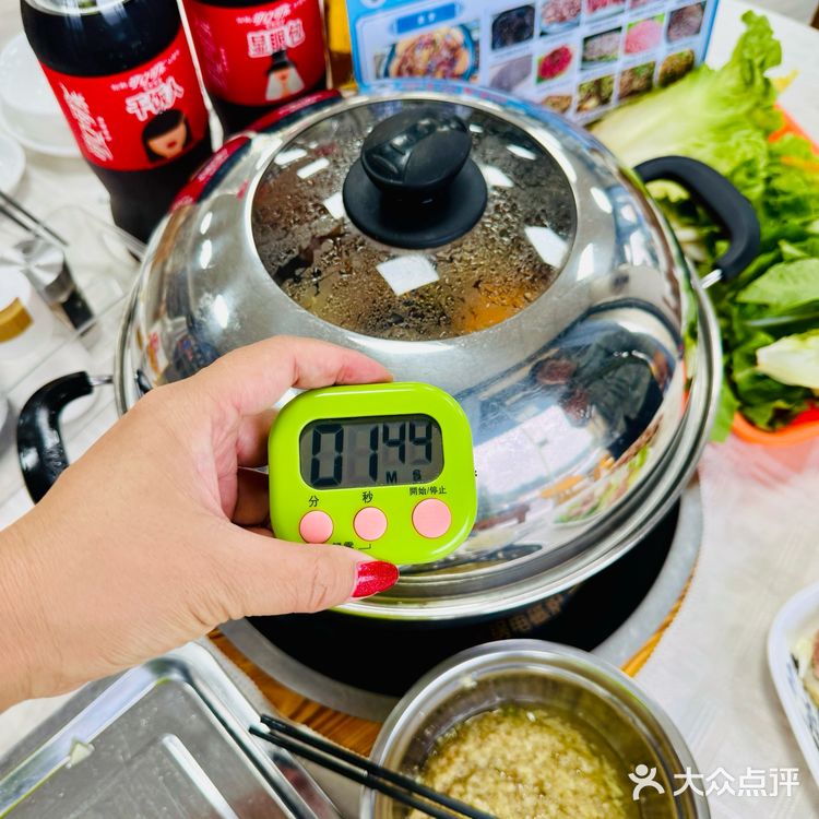 轮胎漏气，馋虫偶遇六十六的美味桑拿鸡