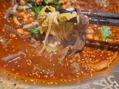 -张翻越·川渝冒菜·武汉黑鸭煲(城北万象城店)