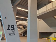 -上海体育场