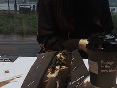 韩式风味黑热狗-BLATAGE COFFEE