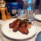 和鲨鱼共进晚餐是一种什么样的体验