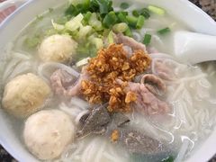猪肉丸猪杂粿条汤-潮汕龙记·普宁肠粉
