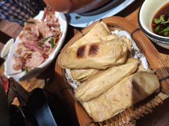 -老滇山寨•云南特色菜•地方菜•民族风情歌舞表演(金碧店)