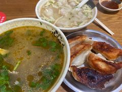 -黄阿姨锅贴大王(万航渡路店)