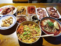 -聚合鑫东北熏酱熟食麻辣面(长阳店)