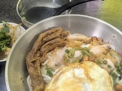 -丫丫桂林米粉(学府店)