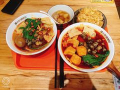 -螺小胖柳州螺蛳粉(钟楼总店)