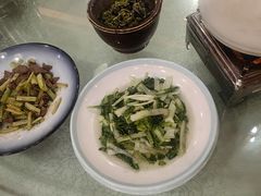 -老唐三下锅 ·张家界地标美食(溪布街店)