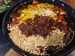 -沸炉重庆老火锅(军事博物馆店)