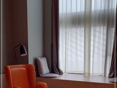 -上海虹桥中心爱琴海亚朵S酒店