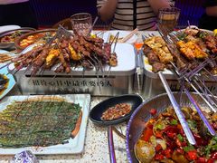 -小董哥烤串·爆汁大油边(故宫店)