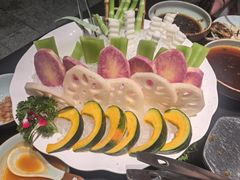 -味当家鱼头火锅.•甲鱼料理(金沙店)