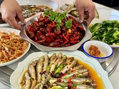 -丹水桥地锅鱼·翘嘴鲌·地方特色全鱼宴(丹江口大坝店)