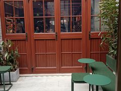 -星巴克臻选(上海今潮8弄店)