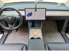 -TESLA 特斯拉(上海太古汇体验店)