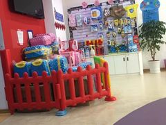 -美吉姆国际儿童发展中心(红谷滩绿地缤纷城中心)