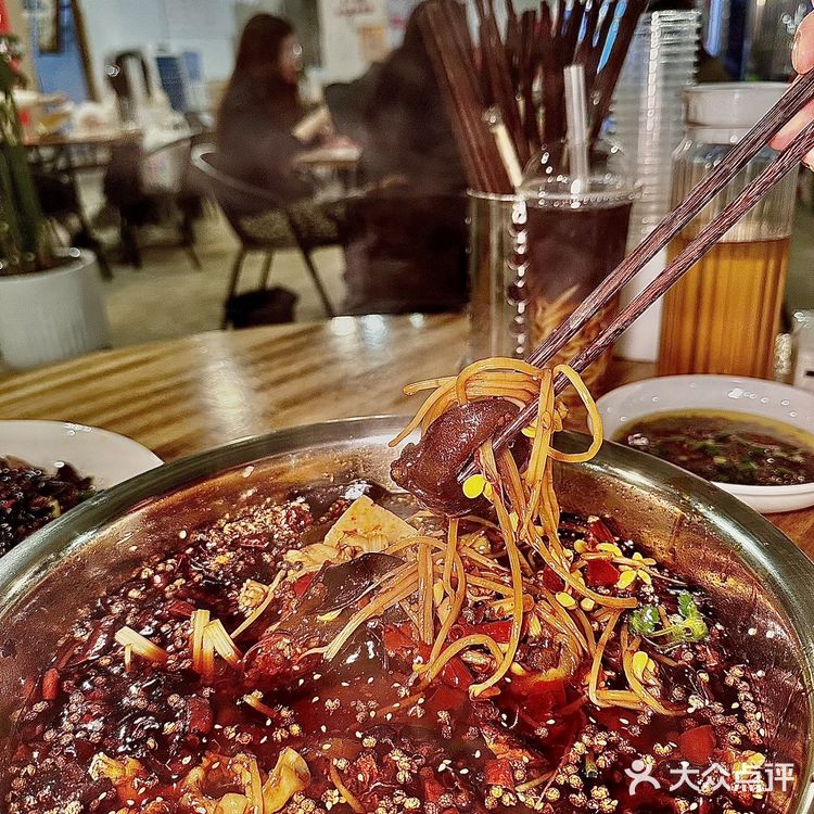 重庆三天两晚打卡地道江湖菜