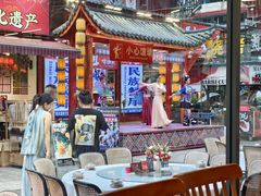 -刘姐啤酒鱼民族演艺餐厅(西街总店)