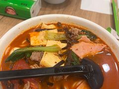 -蒙自源米线大王(东站店)
