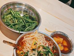 -柳州肥姨妈大骨螺蛳粉(东靖路店)